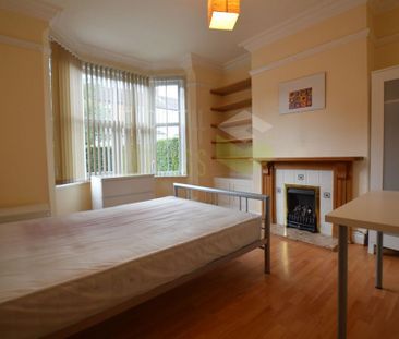 4 bedroom terraced house to rent - Photo 2