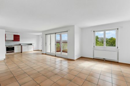 APPARTEMENT À LOUER DANS QUARTIER TRÈS ENSOLEILLÉ ET FAMILIAL - Photo 4