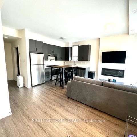 For Lease - 12868 Yonge Street Unit# 16, Richmond Hill, Ontario - Photo 1