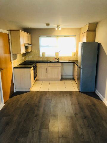 2 Bed Flat, Victoria Court, LE5 - Photo 2