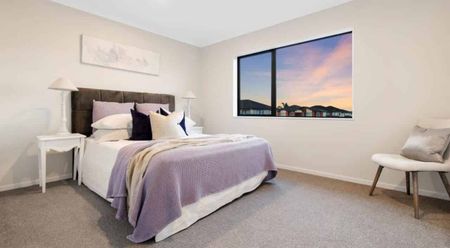 Luxurious 7BR Home, 4bathrm in Central Flat Bush - Photo 2