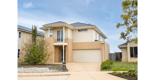 Modern Family Living in the Heart of Sanctuary Lakes - Photo 1