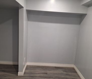 6387 Chaumont Crescent - Photo 4