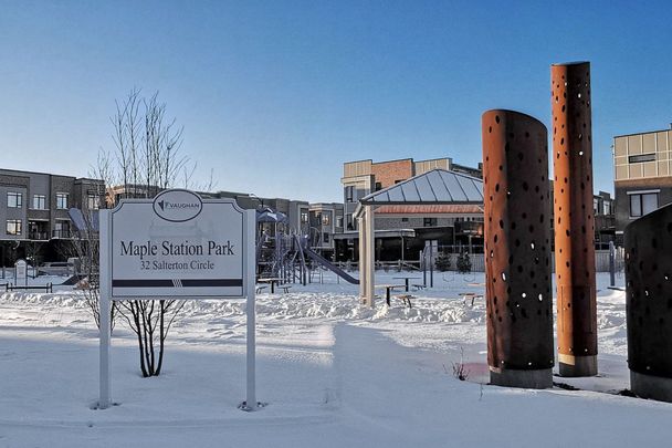 For Lease - 100 Eagle Rock Way Unit# 1004, Vaughan, Ontario - Photo 1