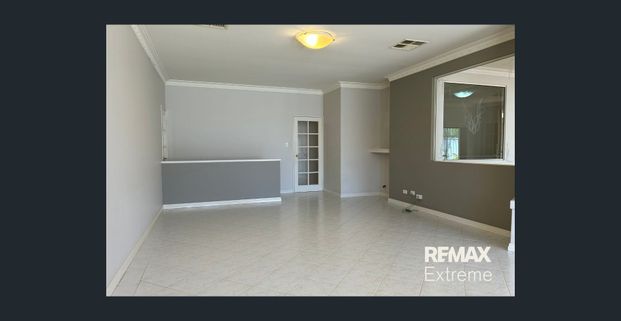 Big & Beautiful Family Home!! - Photo 1