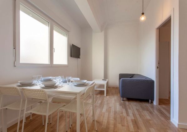 Room with double bed in Actor Llorens Street