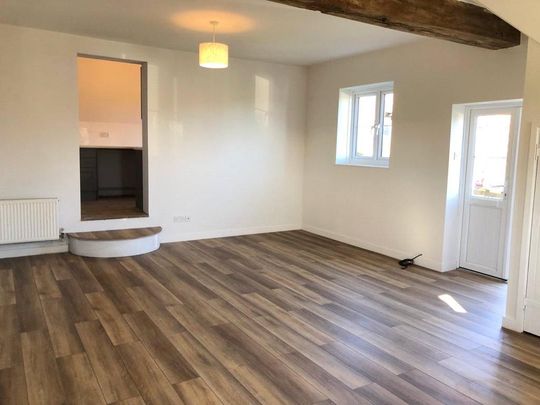 2 bedroom semi-detached house to rent - Photo 1