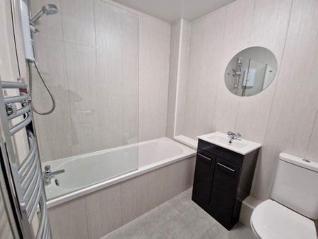 2 bedroom apartment to rent - Photo 3