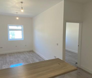 Henry Road, SOUTHAMPTON - Photo 1