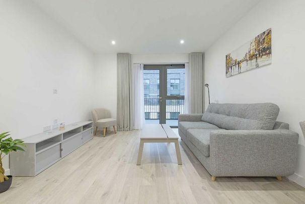 1 bedroom flat to rent - Photo 1