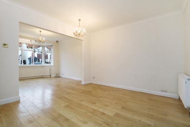 3 bedroom semi-detached house to rent - Photo 1