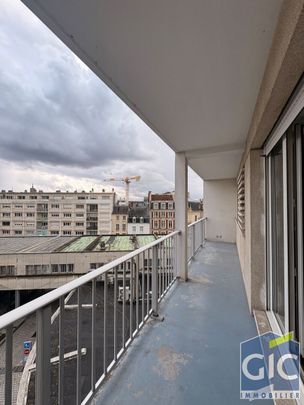 Location Appartement 2 pièces 63m² - Photo 1