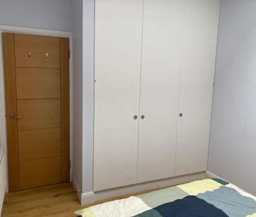 Room in a Shared Flat, King Street, W6 - Photo 4
