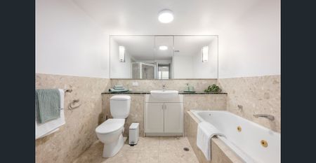 Absolute Beach Front Stunner - FULLY FURNISHED - Photo 5