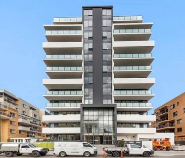 Conveniently located - Photo 5