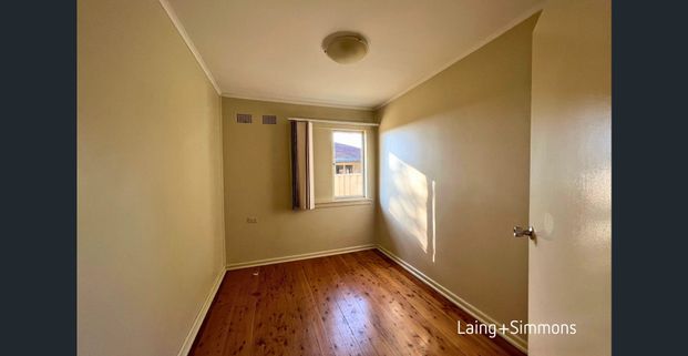 Three Bedroom Family Home with Newly Renovated Bathroom - Photo 1