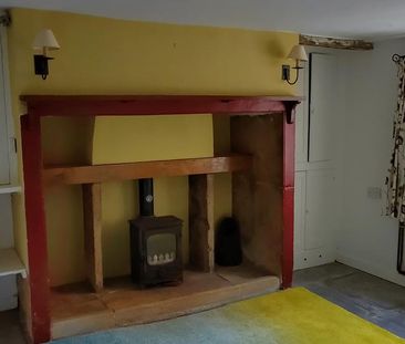 2 bedroom end of terrace house to rent - Photo 5