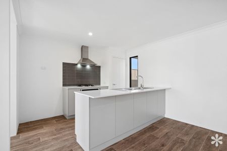 18 Nystrom Street - Photo 4