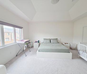 For Lease - 166 Ogston Crescent, Whitby, Ontario - Photo 5