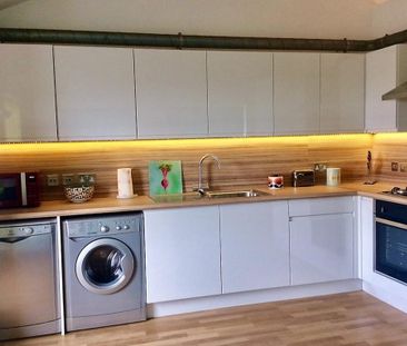 3 bedroom penthouse to rent - Photo 5