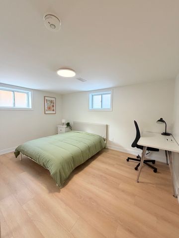 For Lease - 20 Goswell Road Unit# Basement, Toronto, Ontario - Photo 2