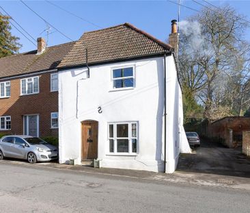 3 bedroom end of terrace house to rent - Photo 2