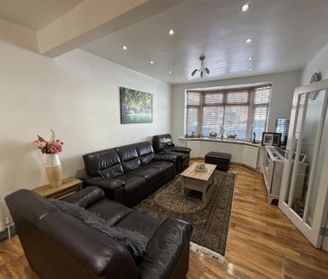4 bedroom terraced house to rent - Photo 1