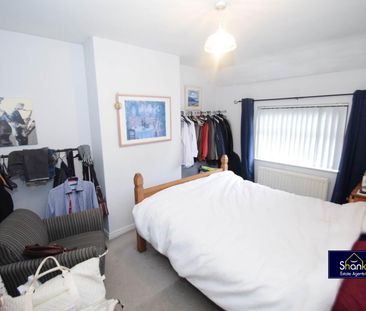 109 Seaview Drive, BT153ND, Belfast - Photo 1