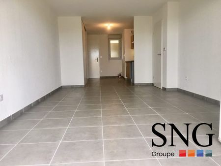 T3 AVEC TERRASSE ET PARKING - Photo 4