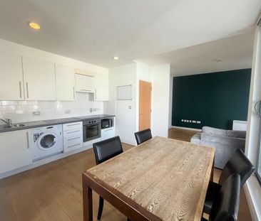 2 bedroom apartment to rent - Photo 5