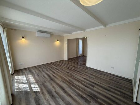 Large Brick Family Home - Photo 2