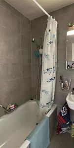 À deux pas des commodités - Photo 4