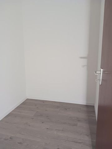 Sanierte 2-Zimmer-Wohnung mit Stellplatz im Garagenhaus in Alterlangen, St. Johann - Photo 5