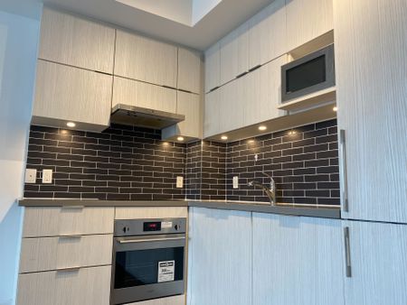 For Lease - 18 Rouge Valley Drive Unit# 504, Markham, Ontario - Photo 2