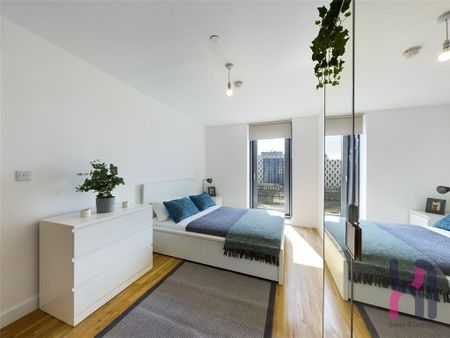 2 bedroom flat to rent - Photo 3