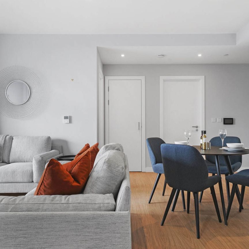 Hightail Point, E20 1JY, London - Photo 1