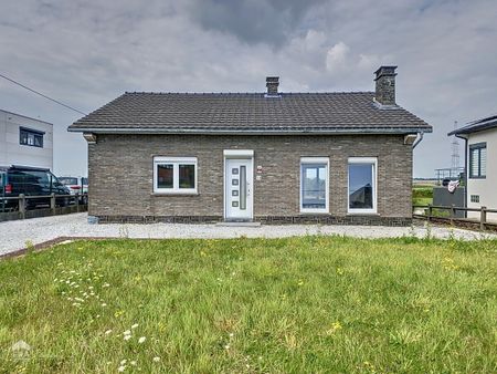 Maison renovée 2 chambres avec jardin et garage - Foto 3