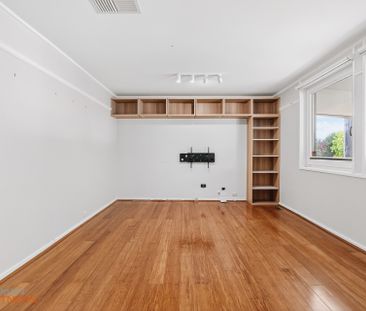 17 Wirilda Street, Rivett ACT 2611 - House For Rent | Domain - Photo 4