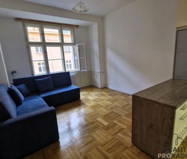 Pronájem bytu 3+kk 85 m², Podskalská, Praha - Fotografie 4