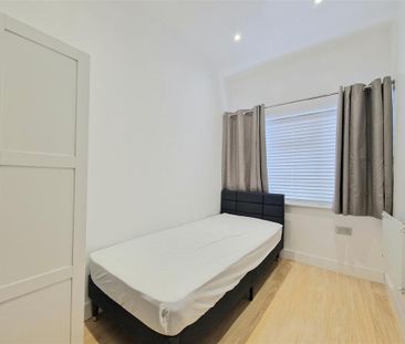 1 bedroom property to rent - Photo 2