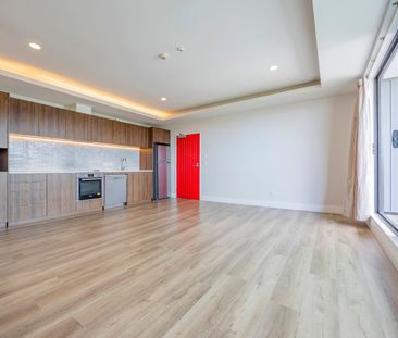 Sweeping Views, Spacious Apartment - Photo 6