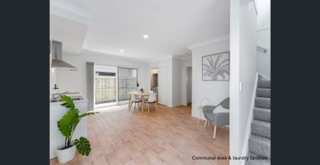 FULLY FURNISHED, DESIGNER STUDIO APARTMENT – BILLS INCLUDED! - Photo 2