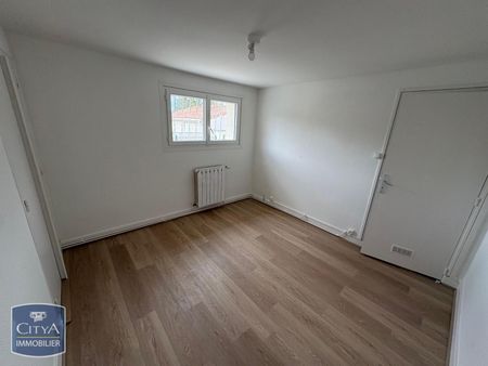 Location Maison 5 pièces 120m² ANGOULEME 16000 - Photo 3