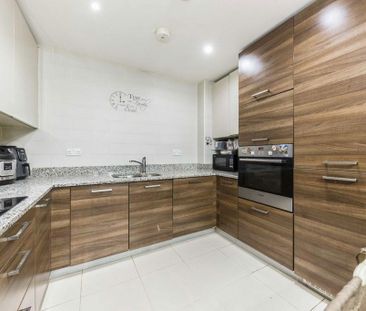 2 bedroom flat to rent - Photo 6