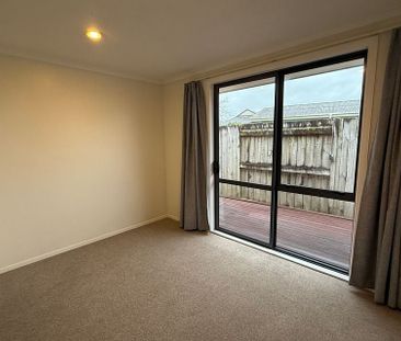 3 bedrooms 3 bathrooms plus 1 hobby room for rent - Photo 2