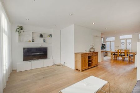 Jacob van Lennepstraat | Two bedrooms | First Floor - Foto 2