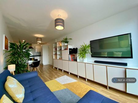 1 bedroom flat to rent - Photo 2