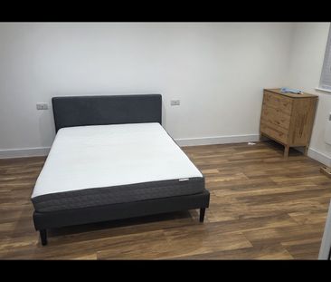 2 Bed Detached House, Kenton Park Crescent, HA3 - Photo 6