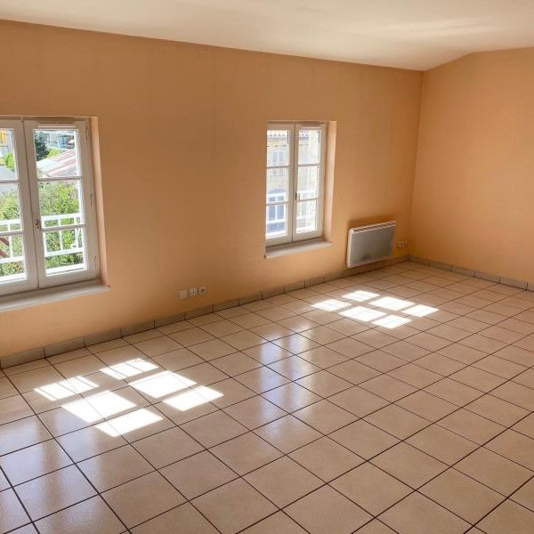 APPARTEMENT NIORT - 3 pièce(s) - 72.2 m2 - Photo 1