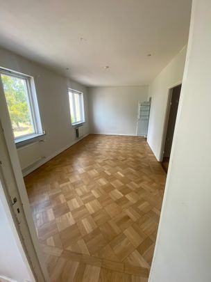 Drottninggatan, Kungsör - Photo 1